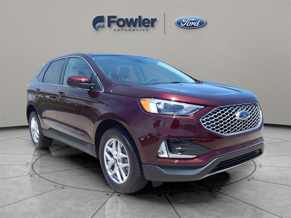 new 2024 Ford Edge car, priced at $33,705