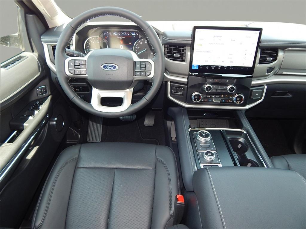 new 2024 Ford Expedition car, priced at $61,225