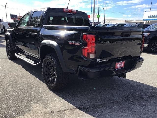 new 2024 Chevrolet Colorado car, priced at $39,090