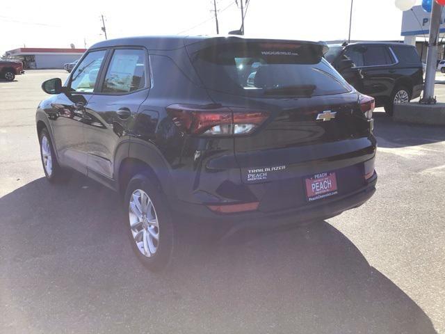 new 2025 Chevrolet TrailBlazer car, priced at $24,395