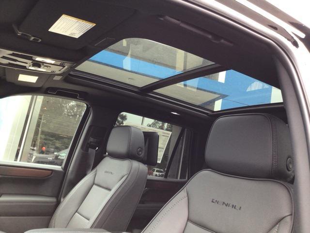 new 2025 GMC Yukon car, priced at $94,075