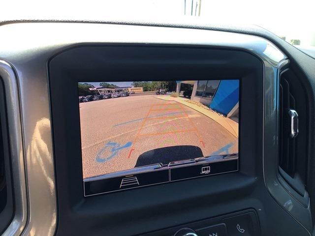 new 2026 GMC Sierra 1500 car, priced at $40,925