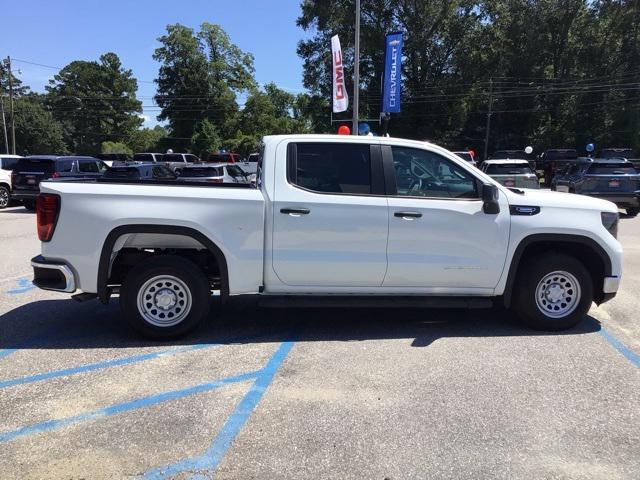 new 2026 GMC Sierra 1500 car, priced at $40,925