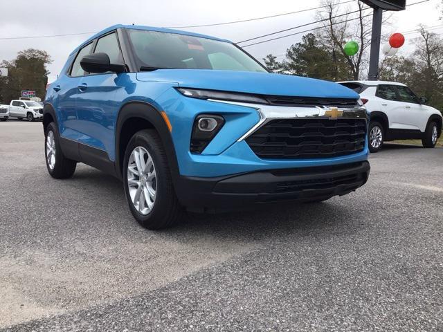 new 2025 Chevrolet TrailBlazer car, priced at $25,830