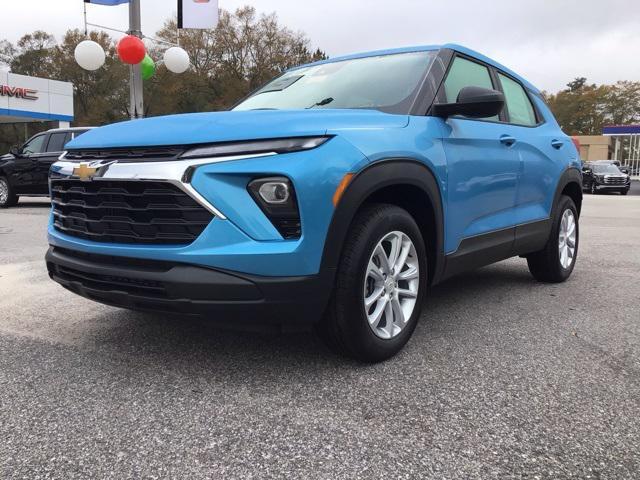 new 2025 Chevrolet TrailBlazer car, priced at $25,830