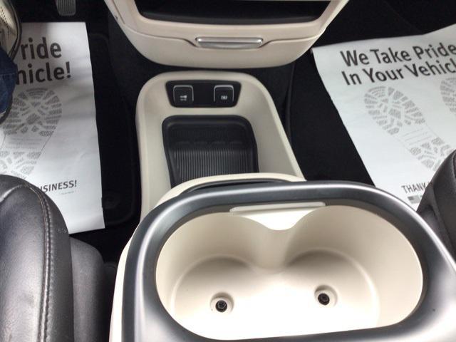 used 2021 Chrysler Pacifica car, priced at $23,495