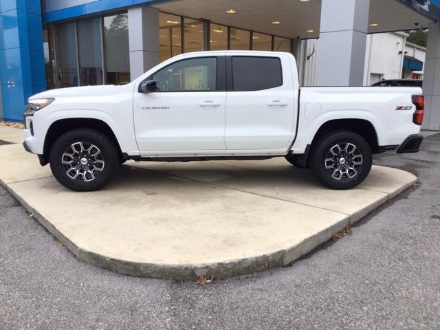 new 2024 Chevrolet Colorado car, priced at $43,630