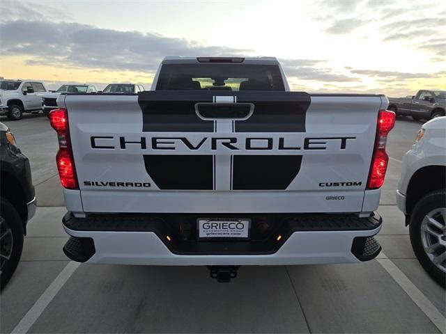 new 2025 Chevrolet Silverado 1500 car, priced at $37,017