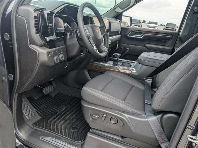 new 2024 Chevrolet Silverado 1500 car, priced at $42,592