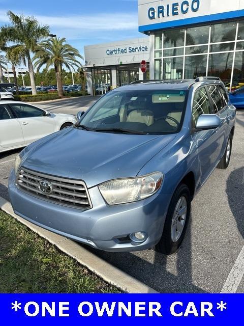 used 2010 Toyota Highlander car, priced at $9,299