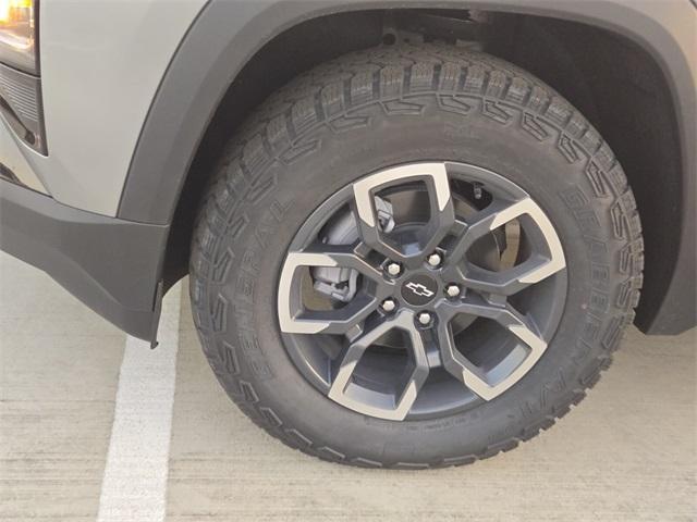 new 2025 Chevrolet Equinox car, priced at $30,438