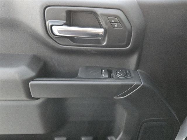 new 2025 Chevrolet Silverado 1500 car, priced at $35,181