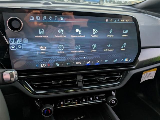 new 2025 Chevrolet Equinox EV car, priced at $41,884
