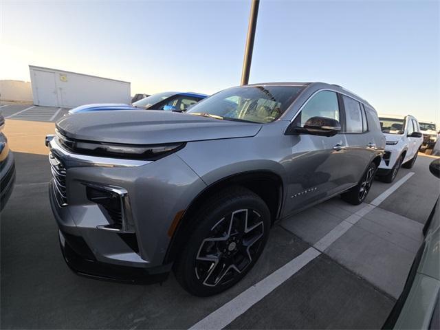 new 2025 Chevrolet Traverse car