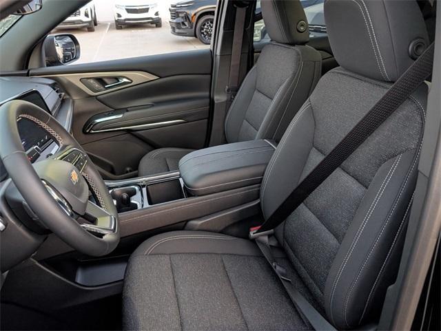 new 2025 Chevrolet Traverse car, priced at $39,241