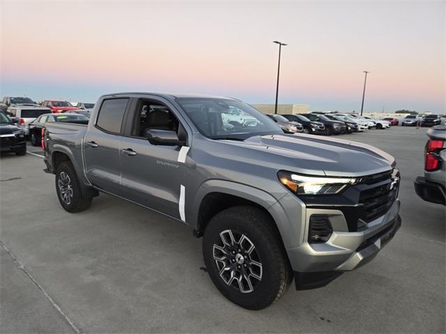 new 2025 Chevrolet Colorado car, priced at $45,072