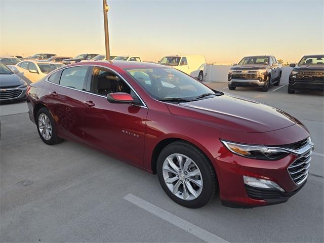 new 2024 Chevrolet Malibu car, priced at $24,258