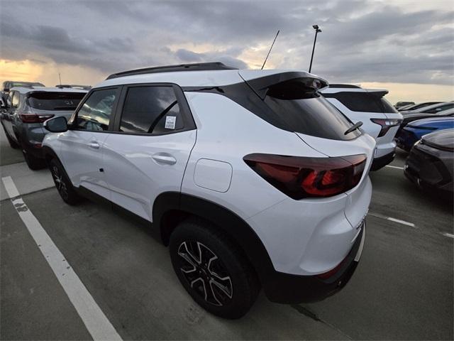 new 2025 Chevrolet TrailBlazer car, priced at $29,019