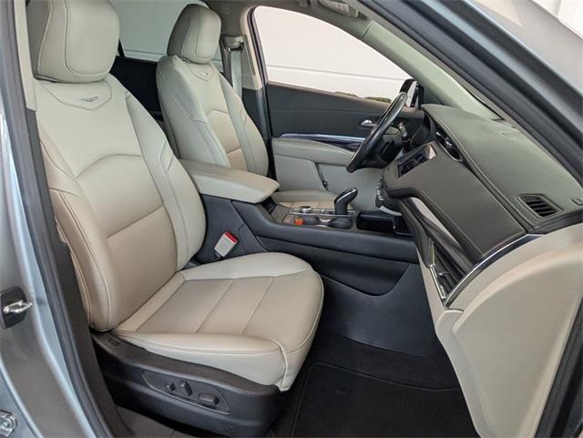 used 2023 Cadillac XT4 car, priced at $24,999