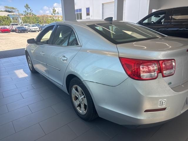 used 2015 Chevrolet Malibu car, priced at $12,161