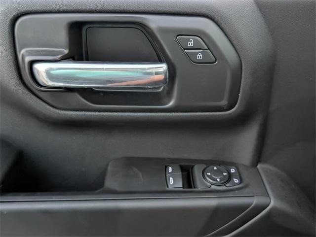 new 2025 Chevrolet Silverado 1500 car, priced at $33,534