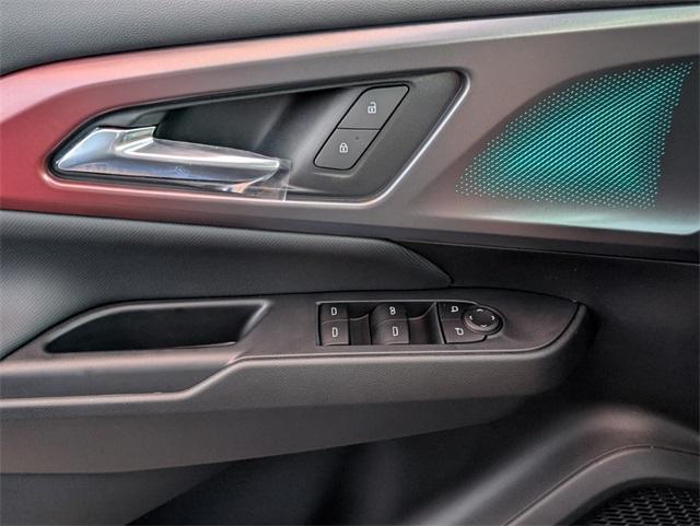 new 2025 Chevrolet Equinox EV car, priced at $39,090