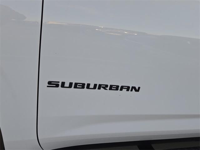 new 2024 Chevrolet Suburban car, priced at $68,652