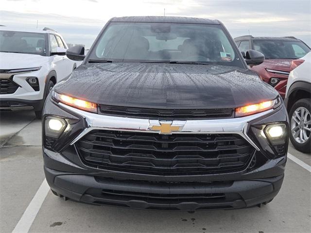 new 2025 Chevrolet TrailBlazer car, priced at $23,853