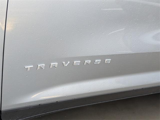 new 2025 Chevrolet Traverse car, priced at $38,336