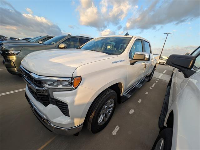 new 2024 Chevrolet Silverado 1500 car, priced at $43,201