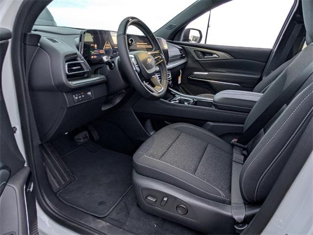 new 2025 Chevrolet Traverse car, priced at $42,182