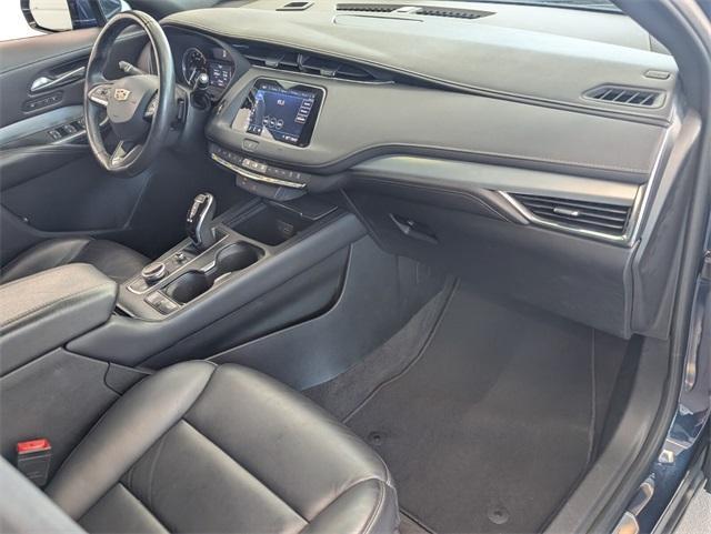 used 2021 Cadillac XT4 car, priced at $22,500