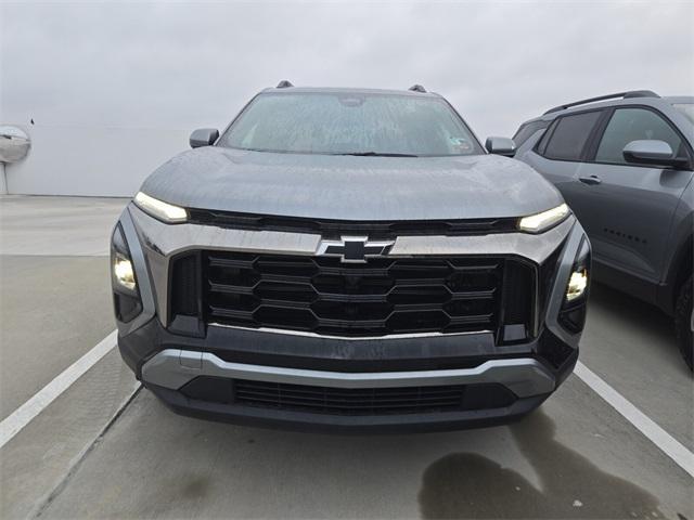 new 2025 Chevrolet Equinox car, priced at $30,490