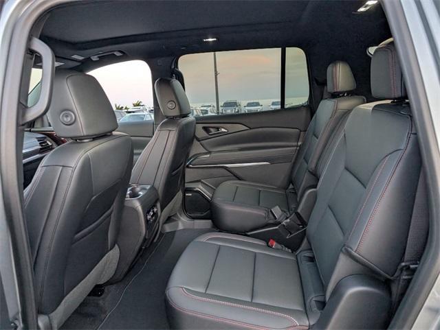 new 2025 Chevrolet Traverse car, priced at $52,121