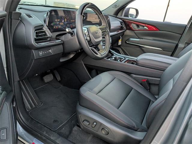 new 2025 Chevrolet Traverse car, priced at $52,121