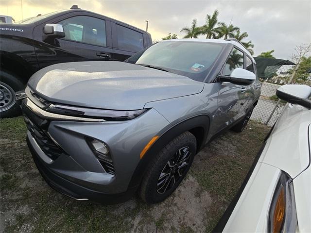 new 2025 Chevrolet TrailBlazer car, priced at $24,419