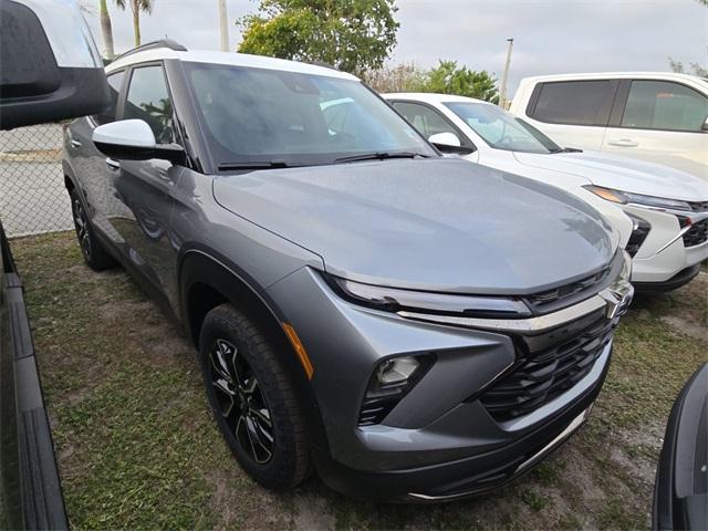 new 2025 Chevrolet TrailBlazer car, priced at $24,419