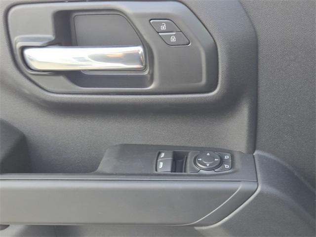 new 2025 Chevrolet Silverado 1500 car, priced at $34,021
