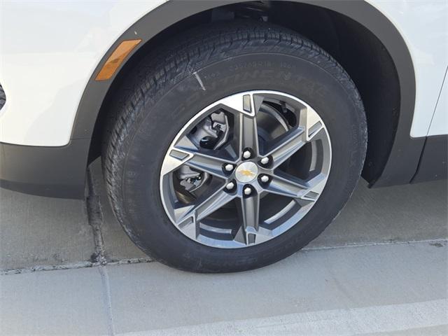 new 2025 Chevrolet Blazer car, priced at $32,004