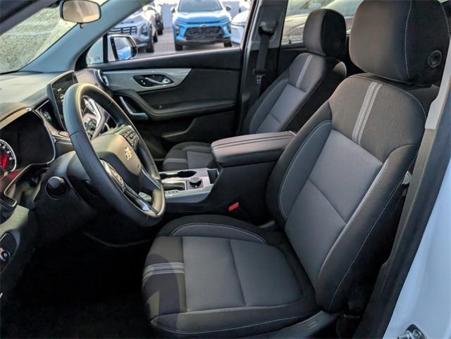 new 2025 Chevrolet Blazer car, priced at $33,004