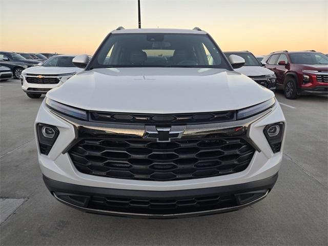 new 2025 Chevrolet TrailBlazer car, priced at $28,819