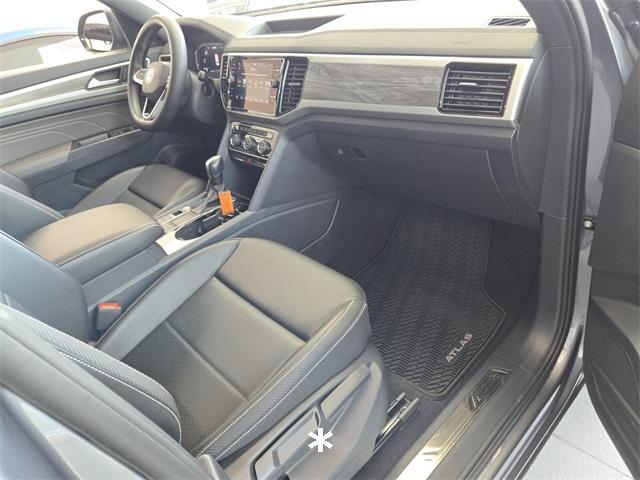 used 2022 Volkswagen Atlas Cross Sport car, priced at $25,456