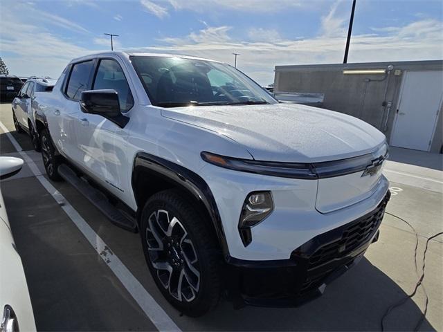 new 2024 Chevrolet Silverado EV car