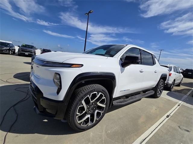 new 2024 Chevrolet Silverado EV car