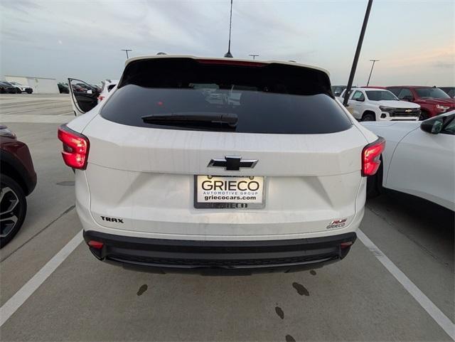 new 2025 Chevrolet Trax car, priced at $24,280