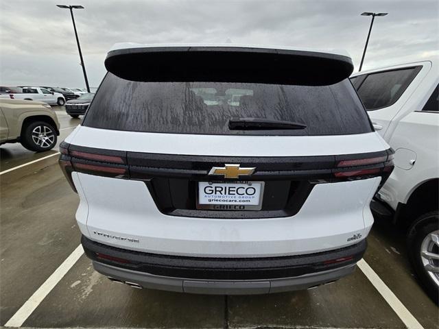 new 2024 Chevrolet Traverse car