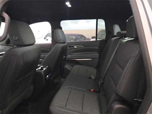new 2025 Chevrolet Traverse car, priced at $38,641