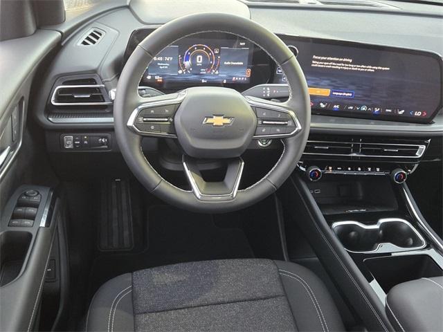 new 2025 Chevrolet Traverse car, priced at $39,929