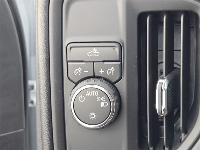new 2025 Chevrolet Silverado 1500 car, priced at $34,021