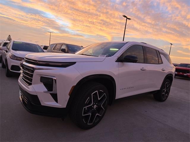 new 2025 Chevrolet Traverse car, priced at $55,990